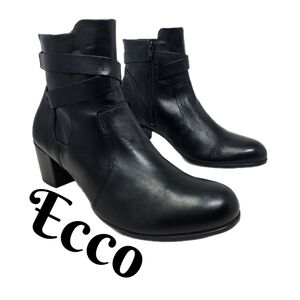 Ecco Womens Ankle Boots Size 8-8.5 Black leather Ultimate Comfort All Day Wear
